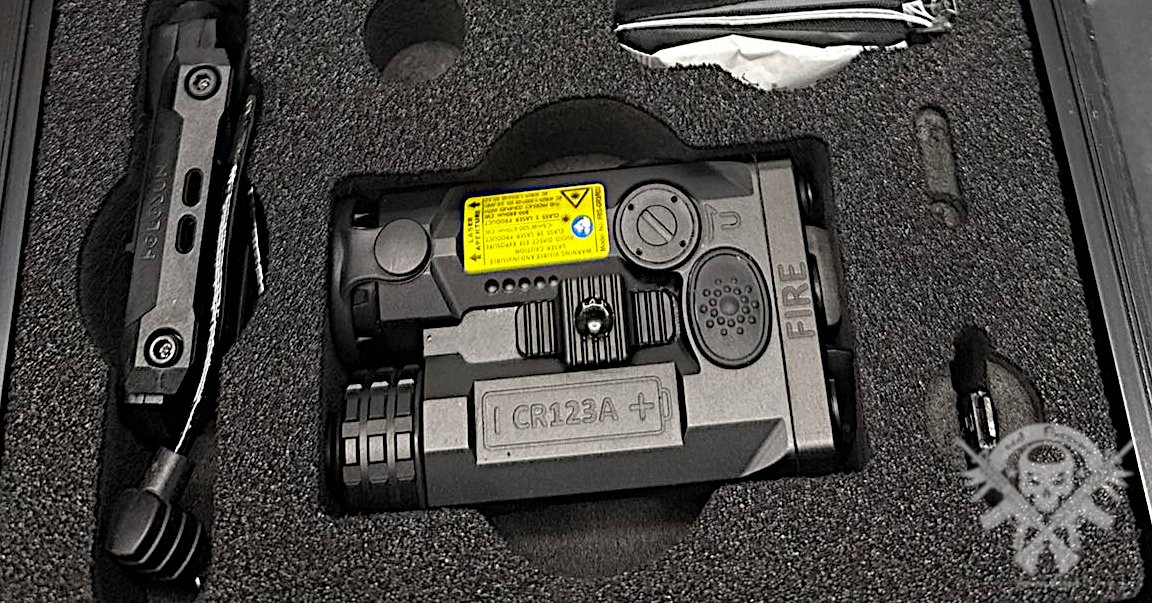 Holosun IRIS 3 laser system with included accessories in case