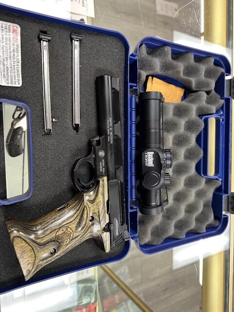 Smith & Wesson 22A-1 – .22 LR – Excellent Condition – Bushnell Trophy Red Dot – Case + 2 Mags (USED) - Image 2