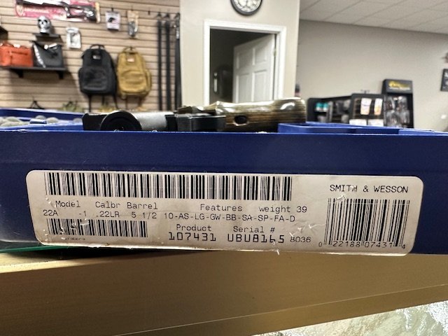 Smith & Wesson 22A-1 – .22 LR – Excellent Condition – Bushnell Trophy Red Dot – Case + 2 Mags (USED) - Image 3