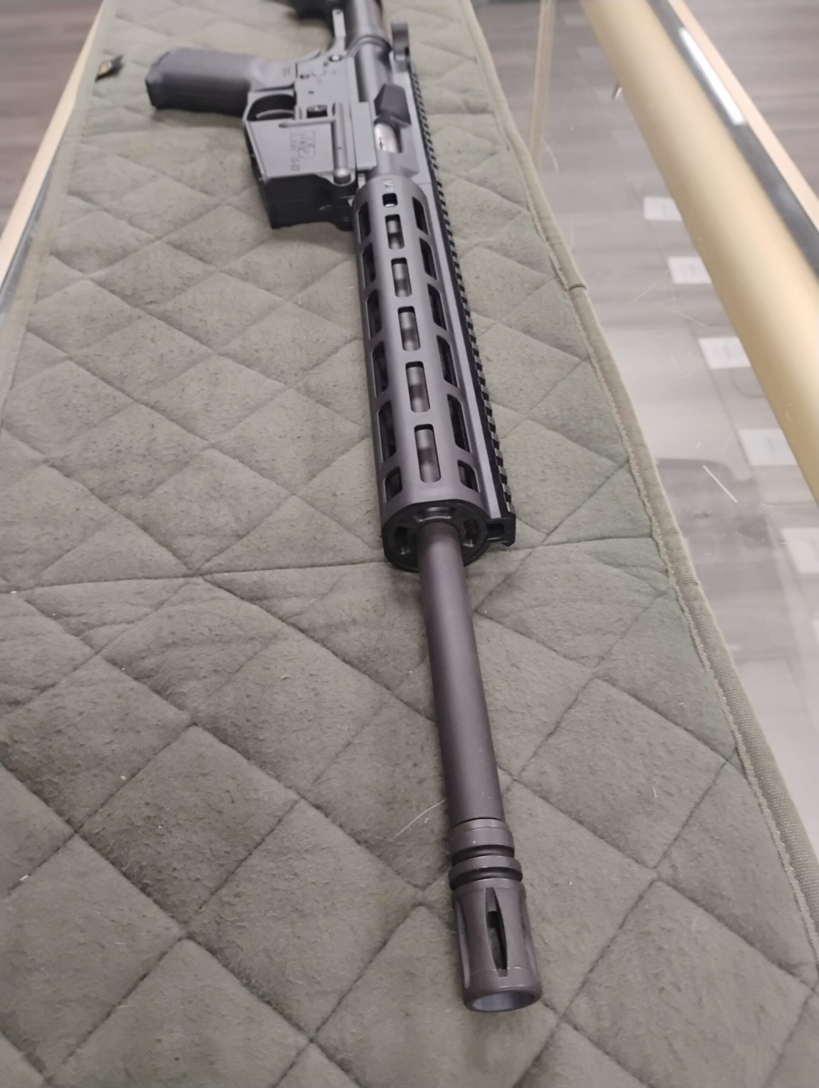 SMITH & WESSON M&P 15-22 (Consignment) - Image 10